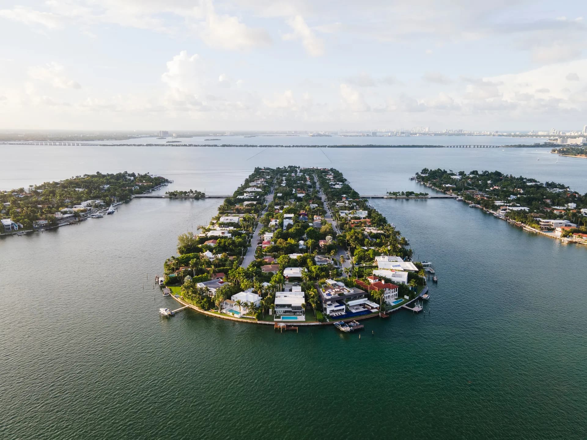 Venetian, Sunset, Hibiscus or Palm: Which Miami Island Should You Buy On?