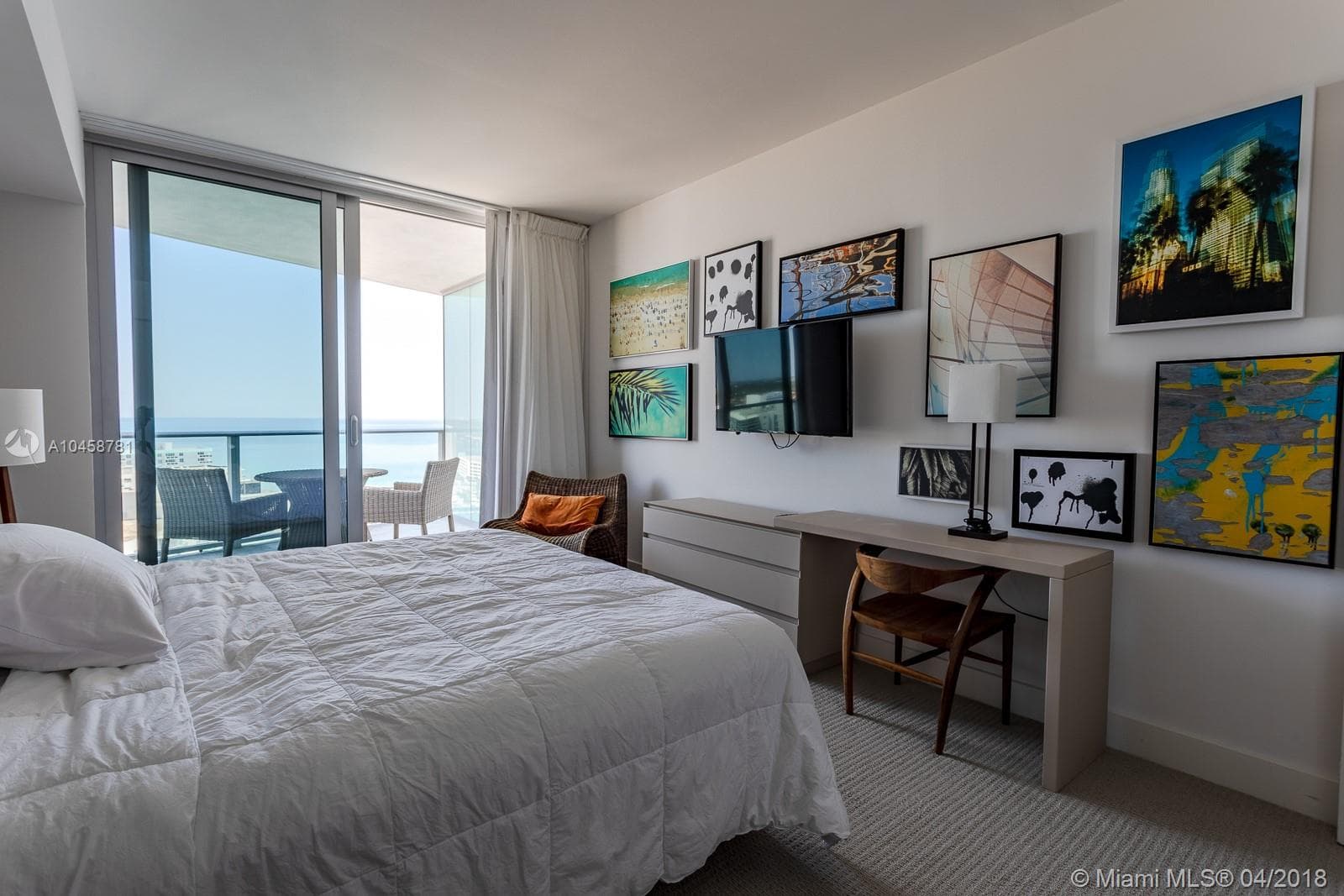 Hyde Beach House · #1810 in Hollywood - Photo 22