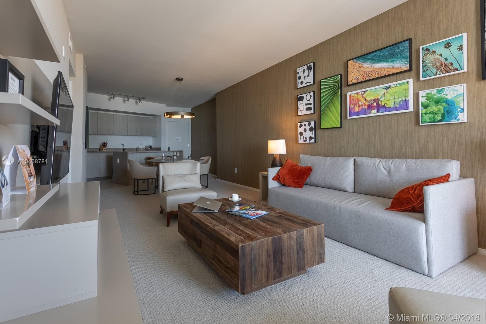Hyde Beach House · #1810 in Hollywood - Photo 8