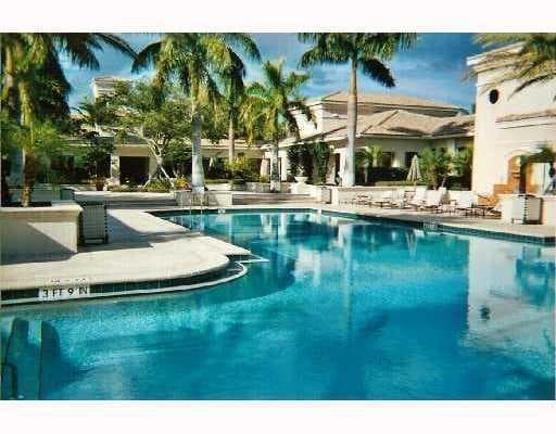 2803 Sarento Place · #204 in Palm Beach Gardens - Photo 18