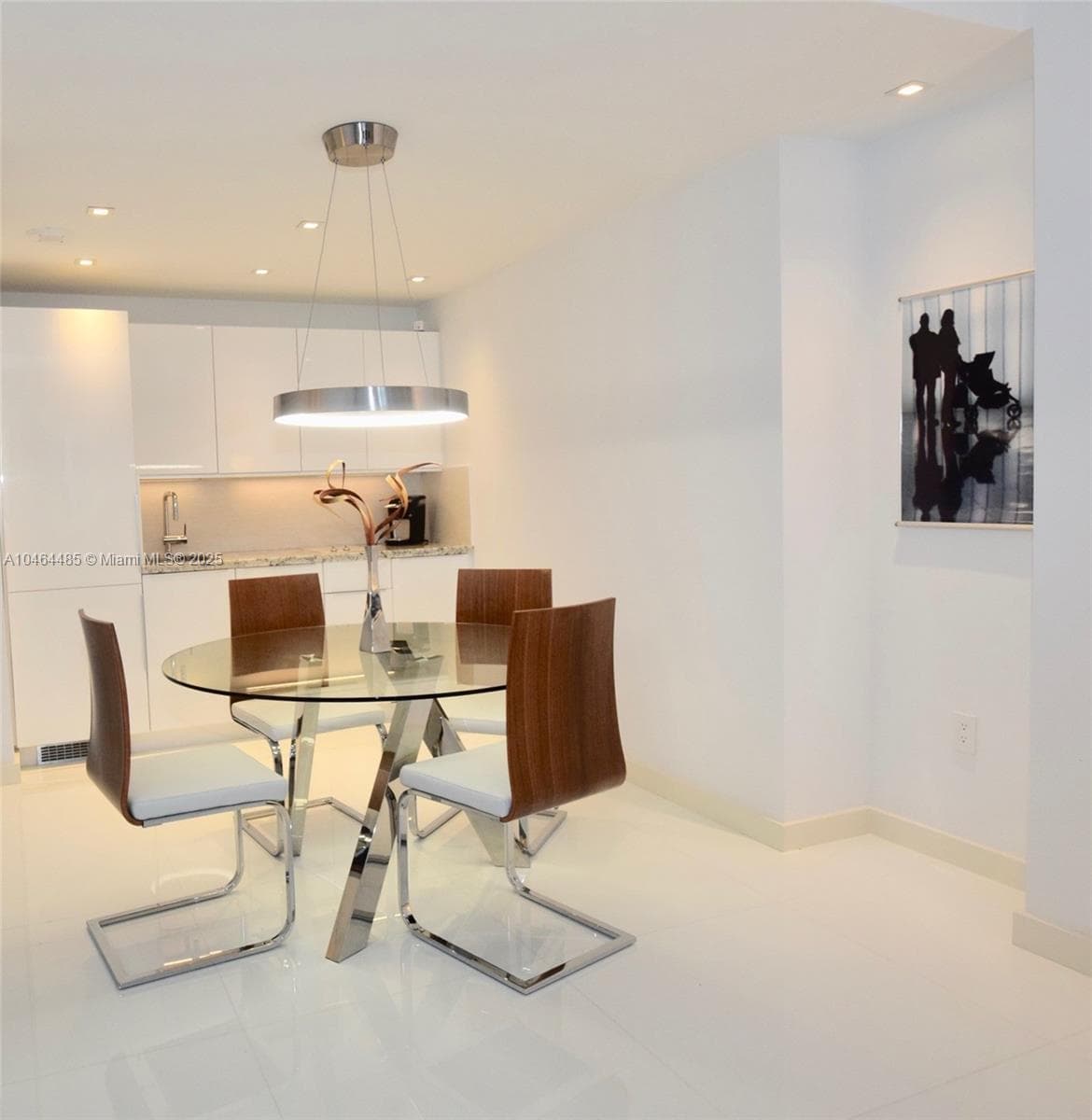 Roney Palace · #815/814 in Miami Beach - Photo 13