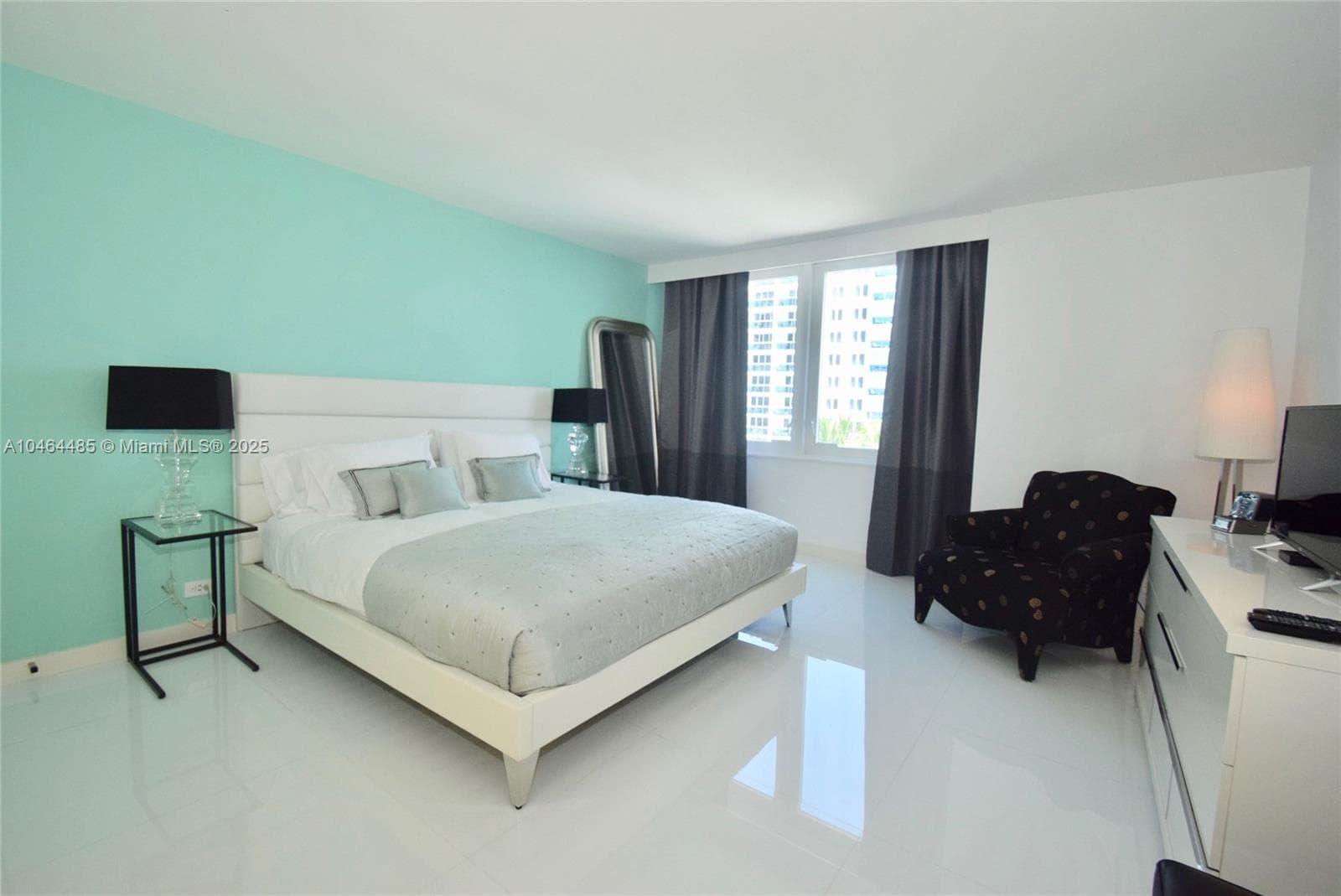 Roney Palace · #815/814 in Miami Beach - Photo 18
