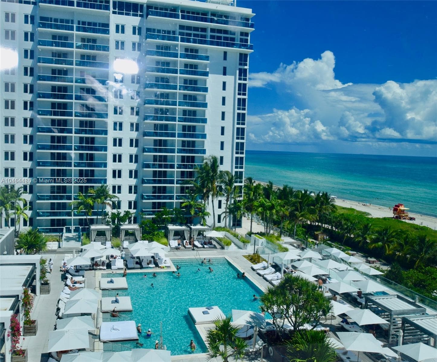 One Hotel Pool