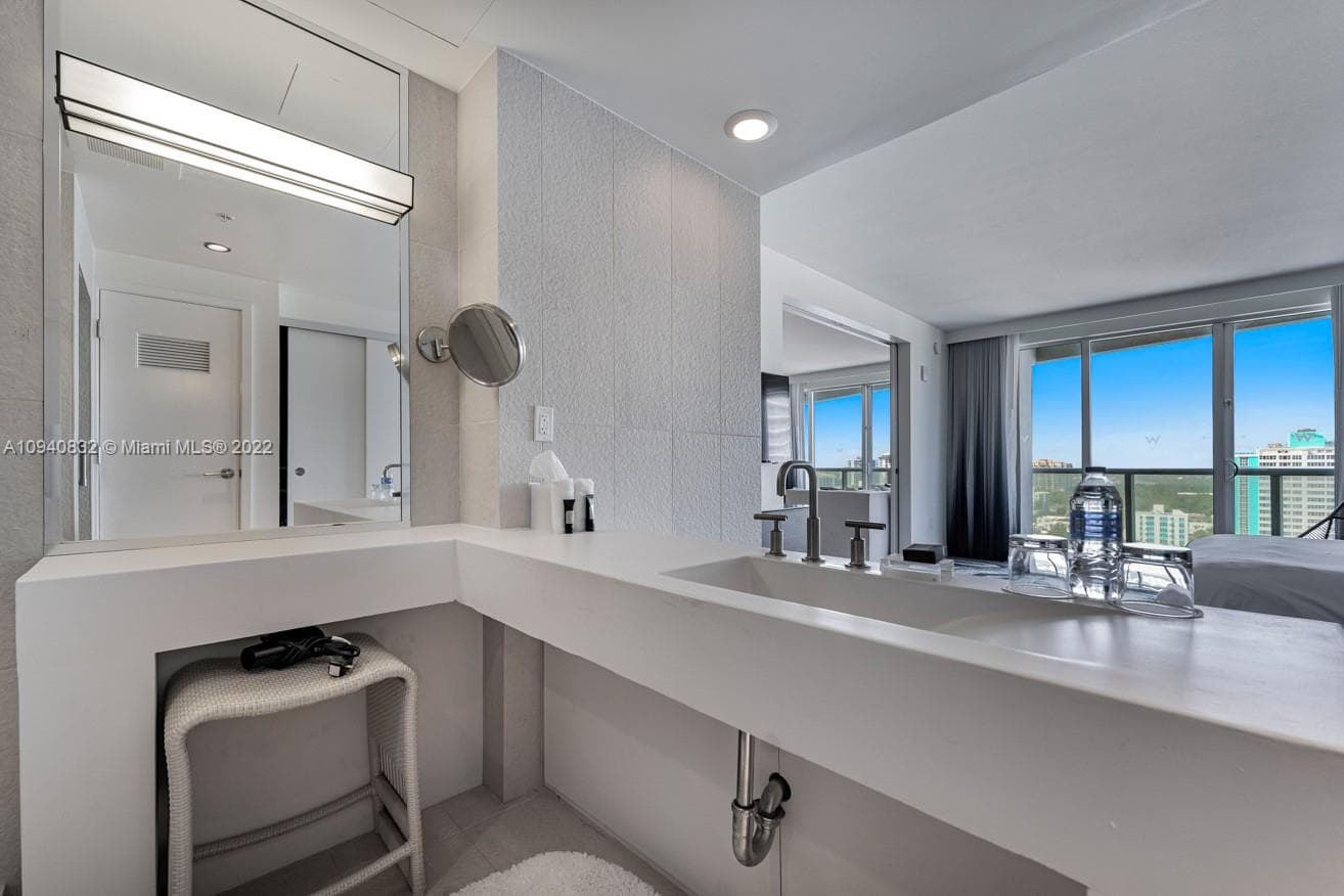 W Fort Lauderdale Res. · #1402 in Fort Lauderdale - Photo 32