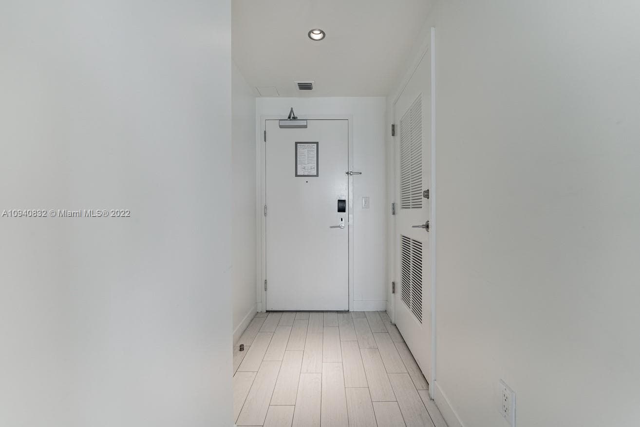W Fort Lauderdale Res. · #1402 in Fort Lauderdale - Photo 8
