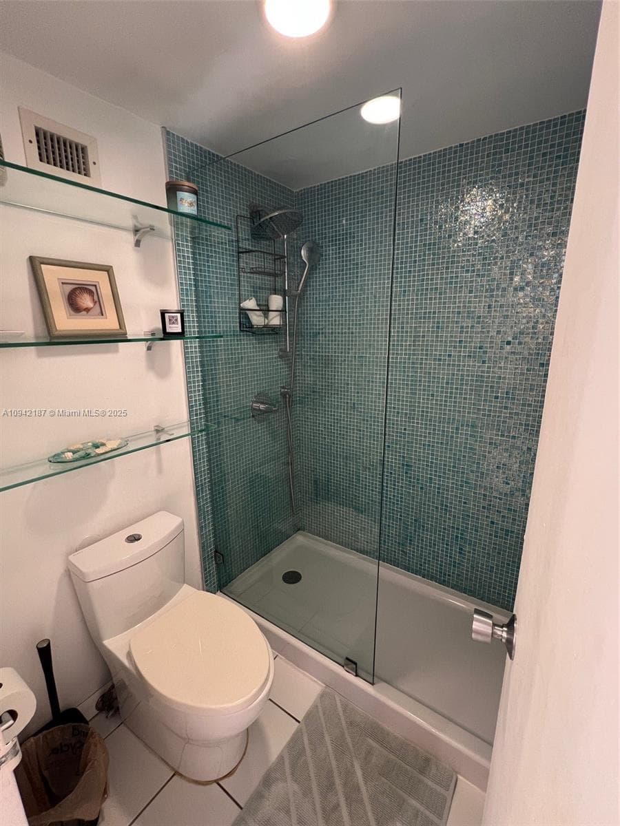 The Decoplage · #1637 in Miami Beach - Photo 21
