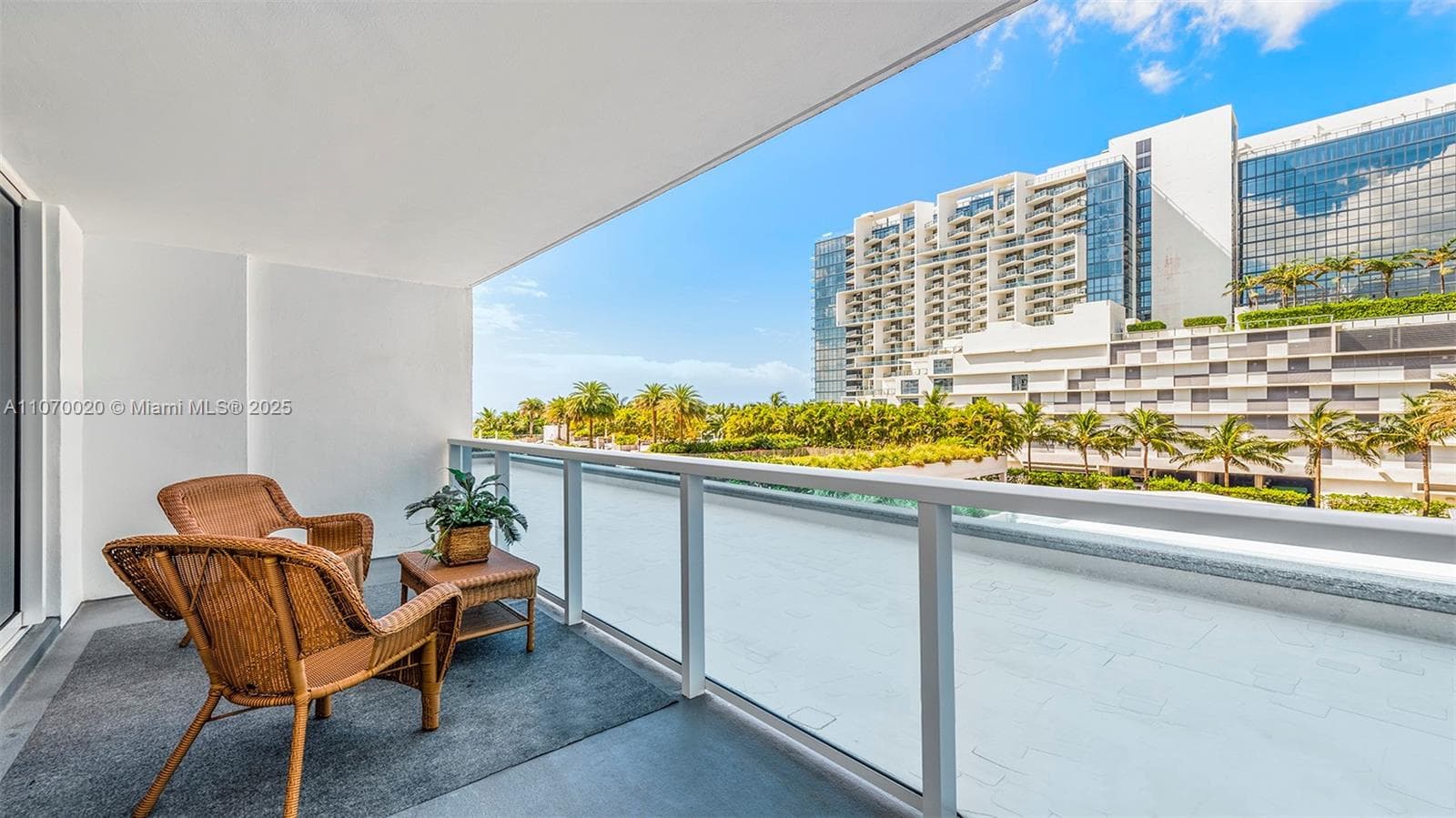 Roney Palace · #301 in Miami Beach - Photo 2