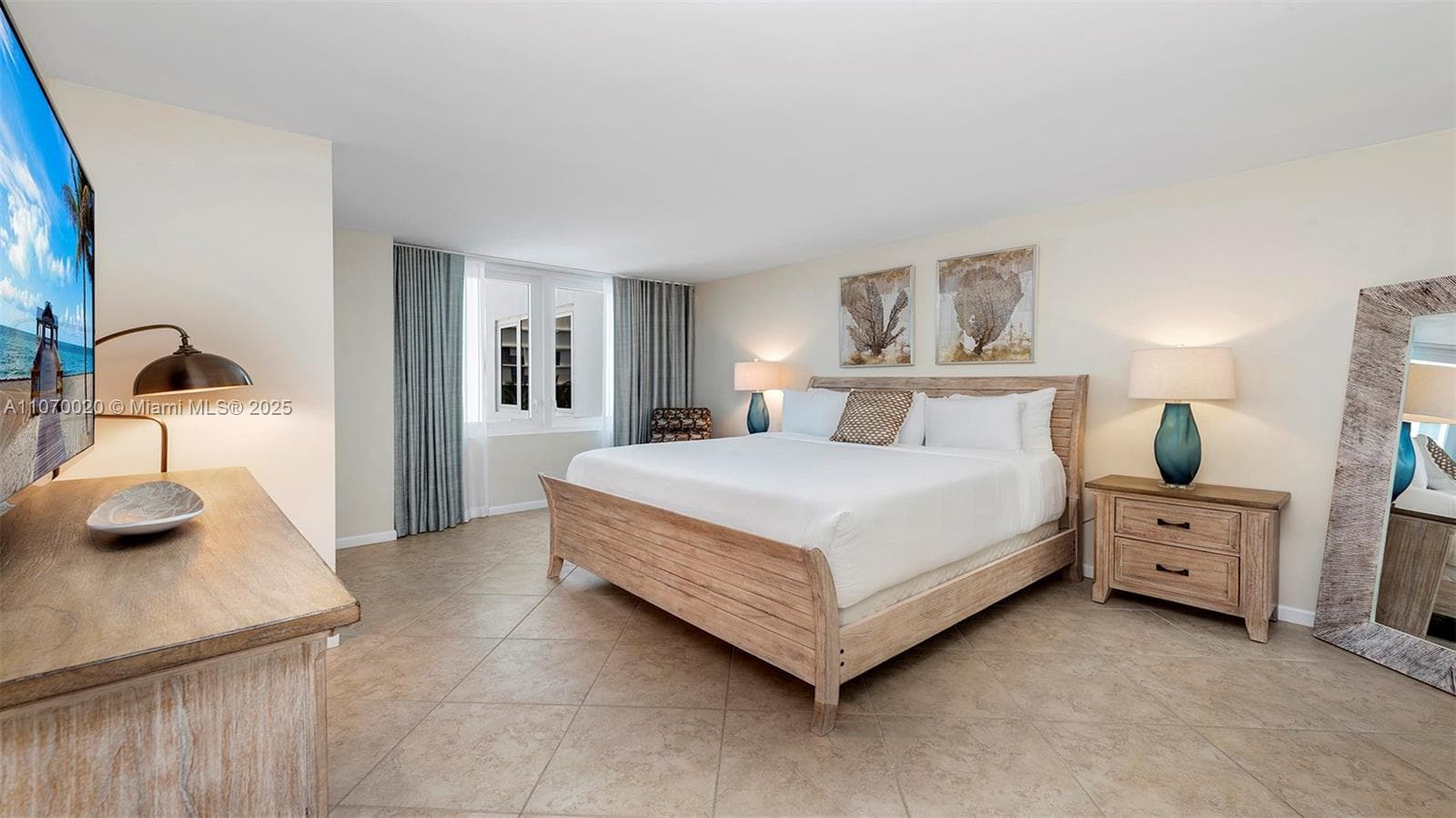 Roney Palace · #301 in Miami Beach - Photo 13