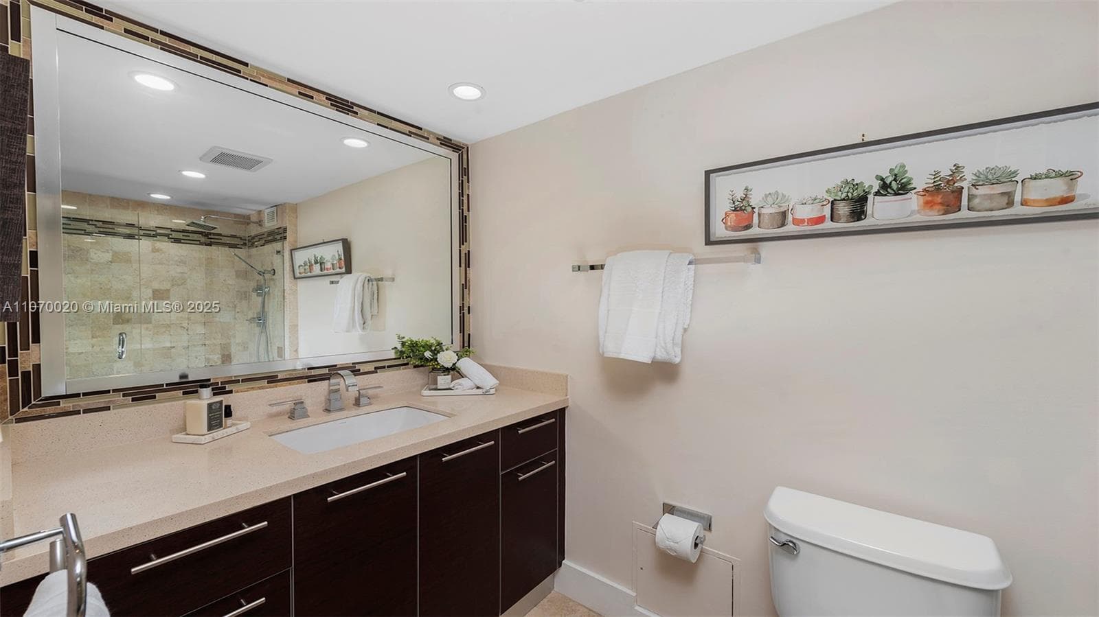 Roney Palace · #301 in Miami Beach - Photo 11