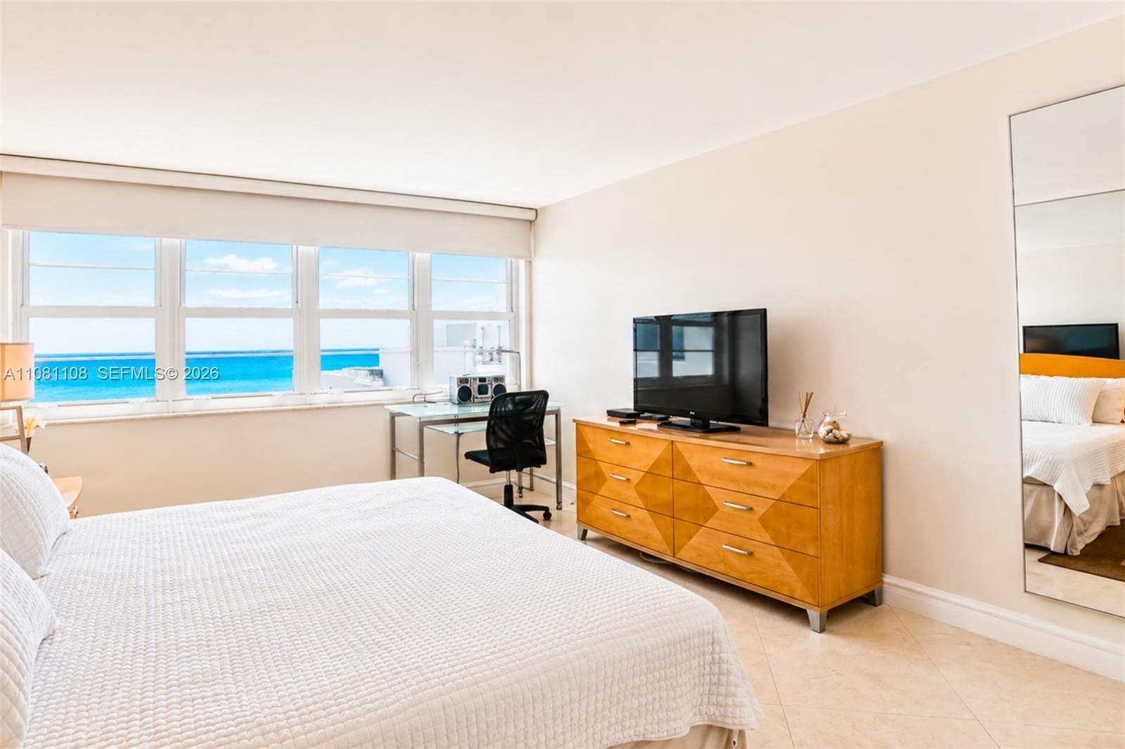 The Decoplage · #1121 in Miami Beach - Photo 14