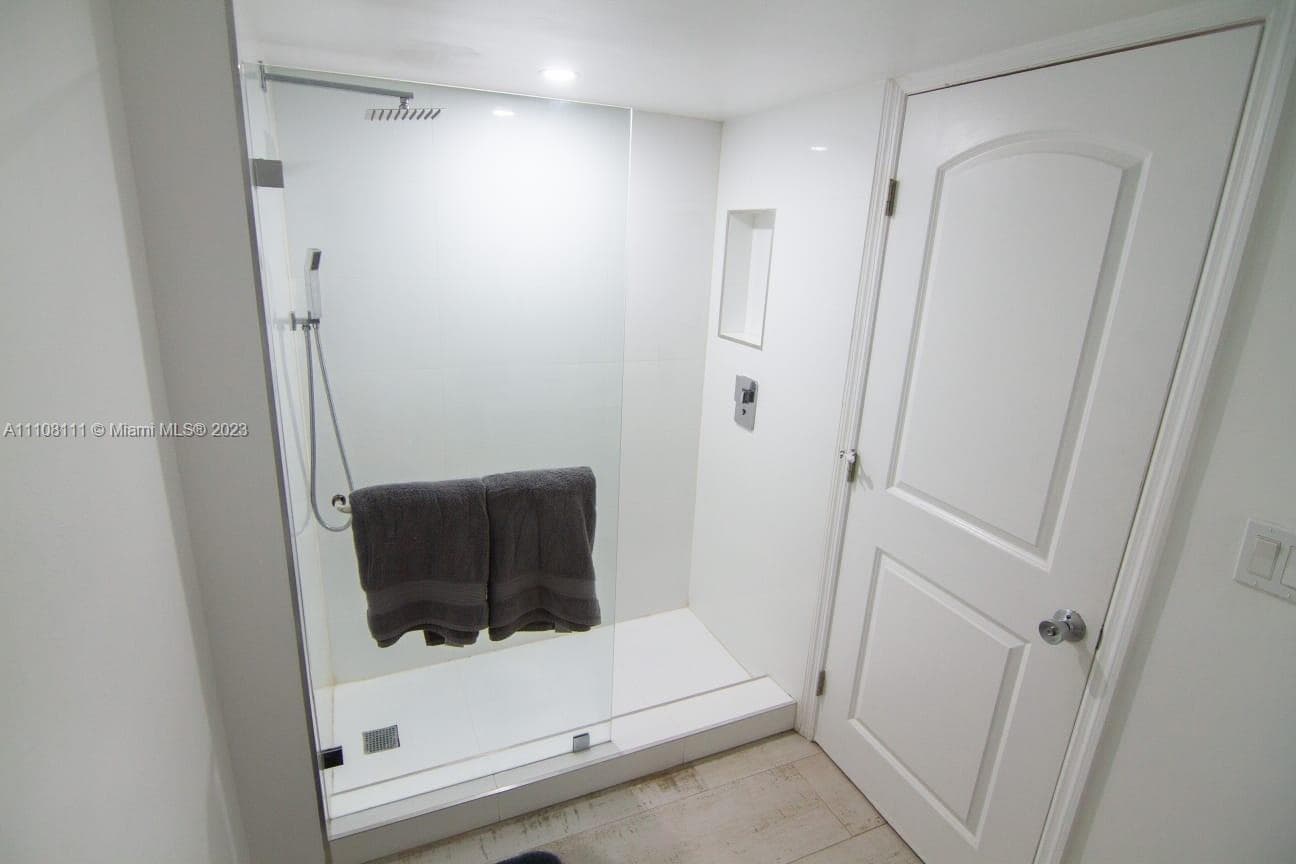 HIBISCUS SOUTH CONDO · #3A in Miami Beach - Photo 11