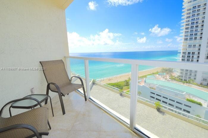 La Perla · #1509 in Sunny Isles Beach - Photo 19