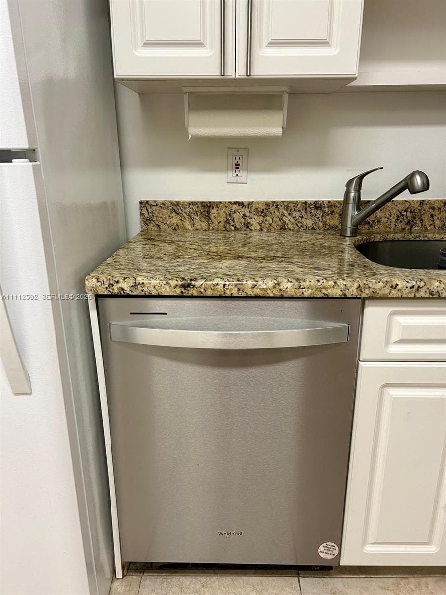 Seacoast 5151 · #210 in Miami Beach - Photo 12