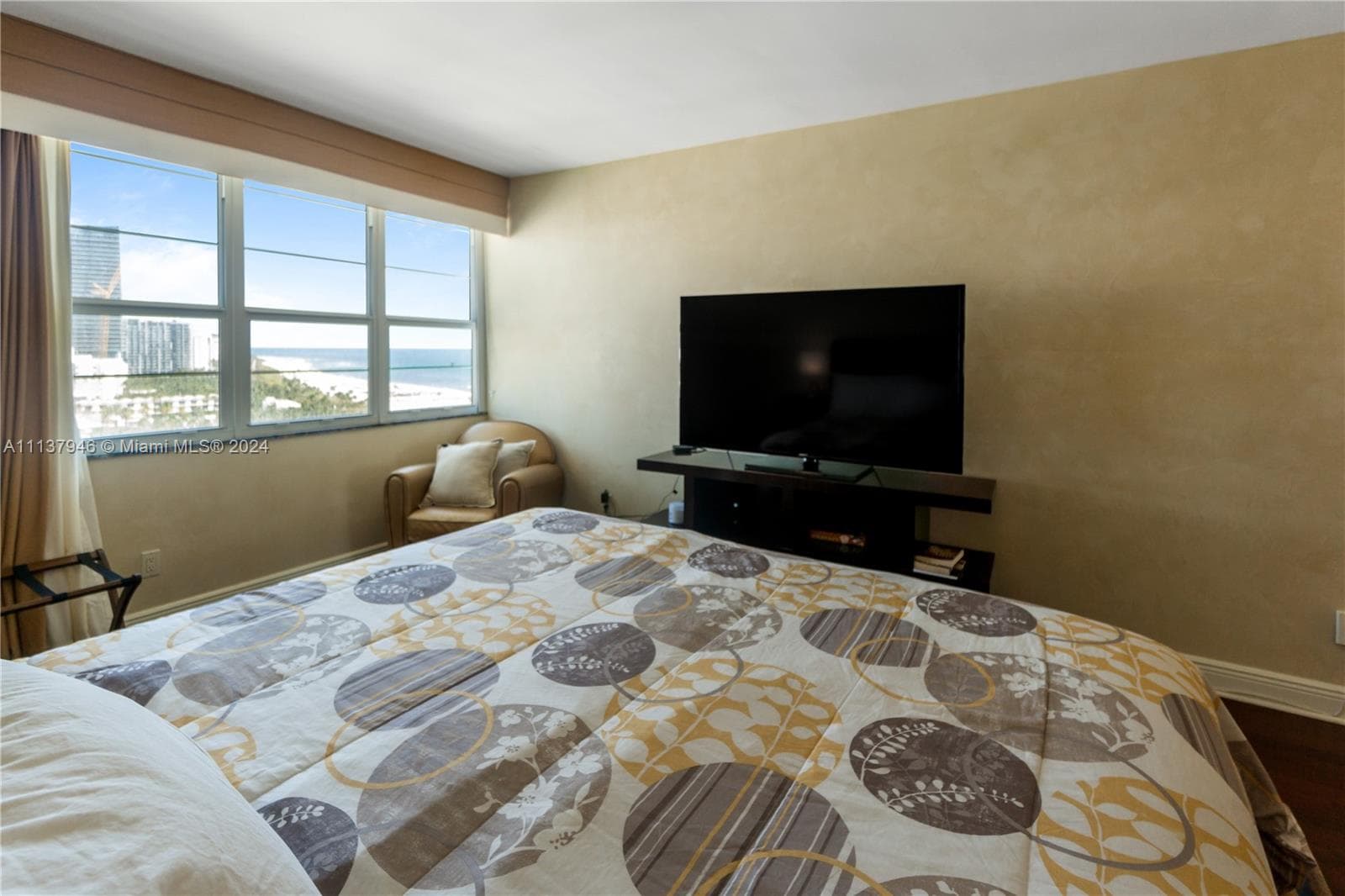 The Decoplage · #1533 in Miami Beach - Photo 13