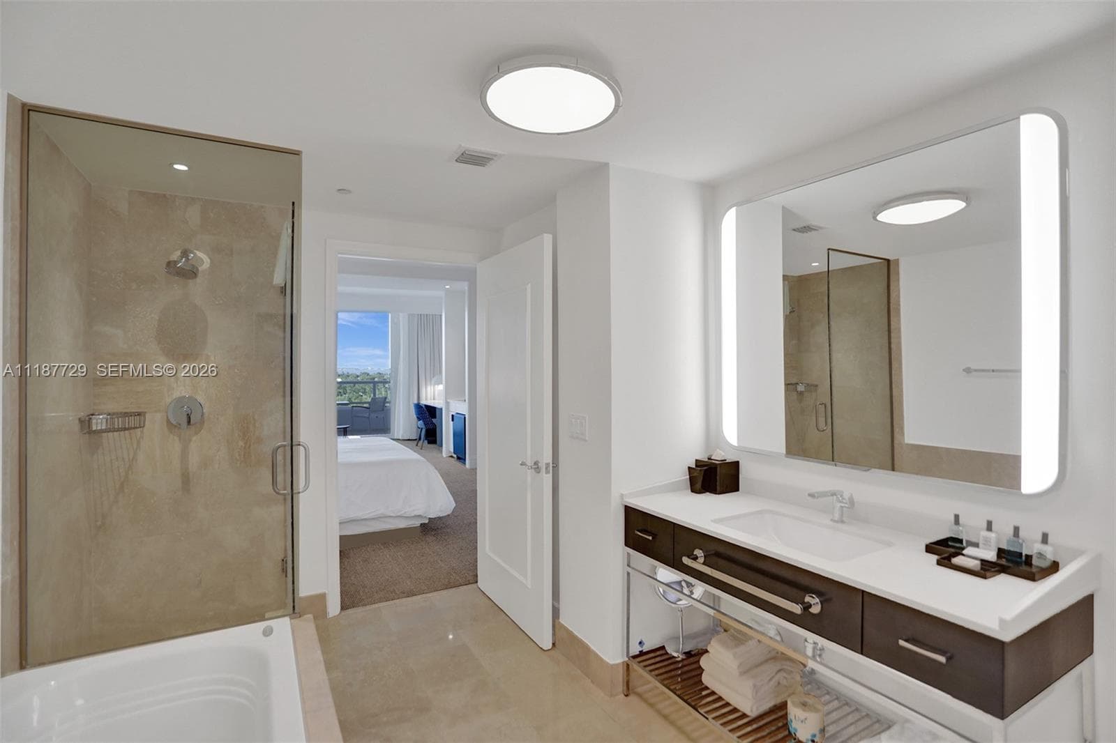Fontainebleau Tresor · #1117 in Miami Beach - Photo 22