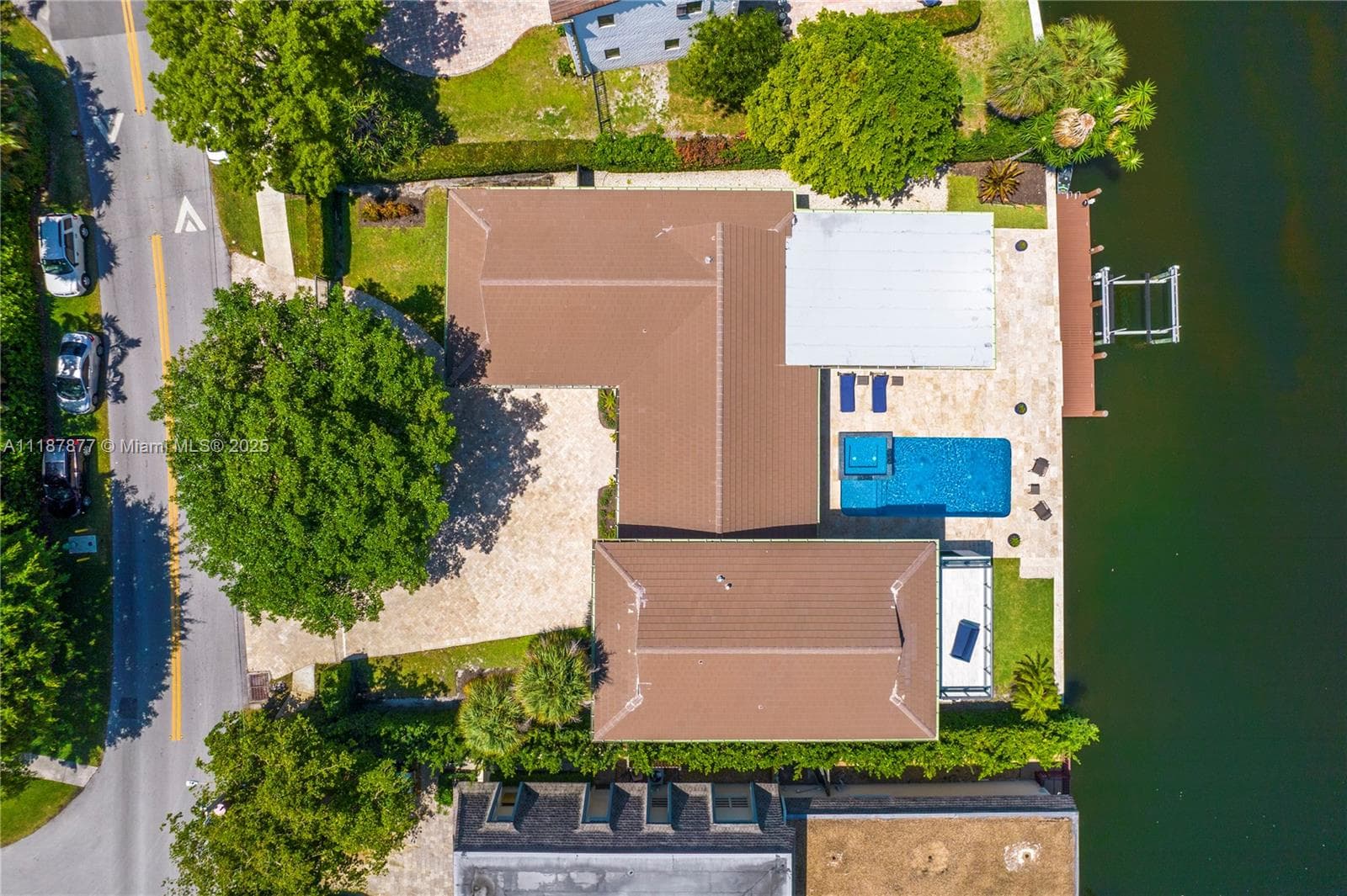Overhead shot of pool and dock
