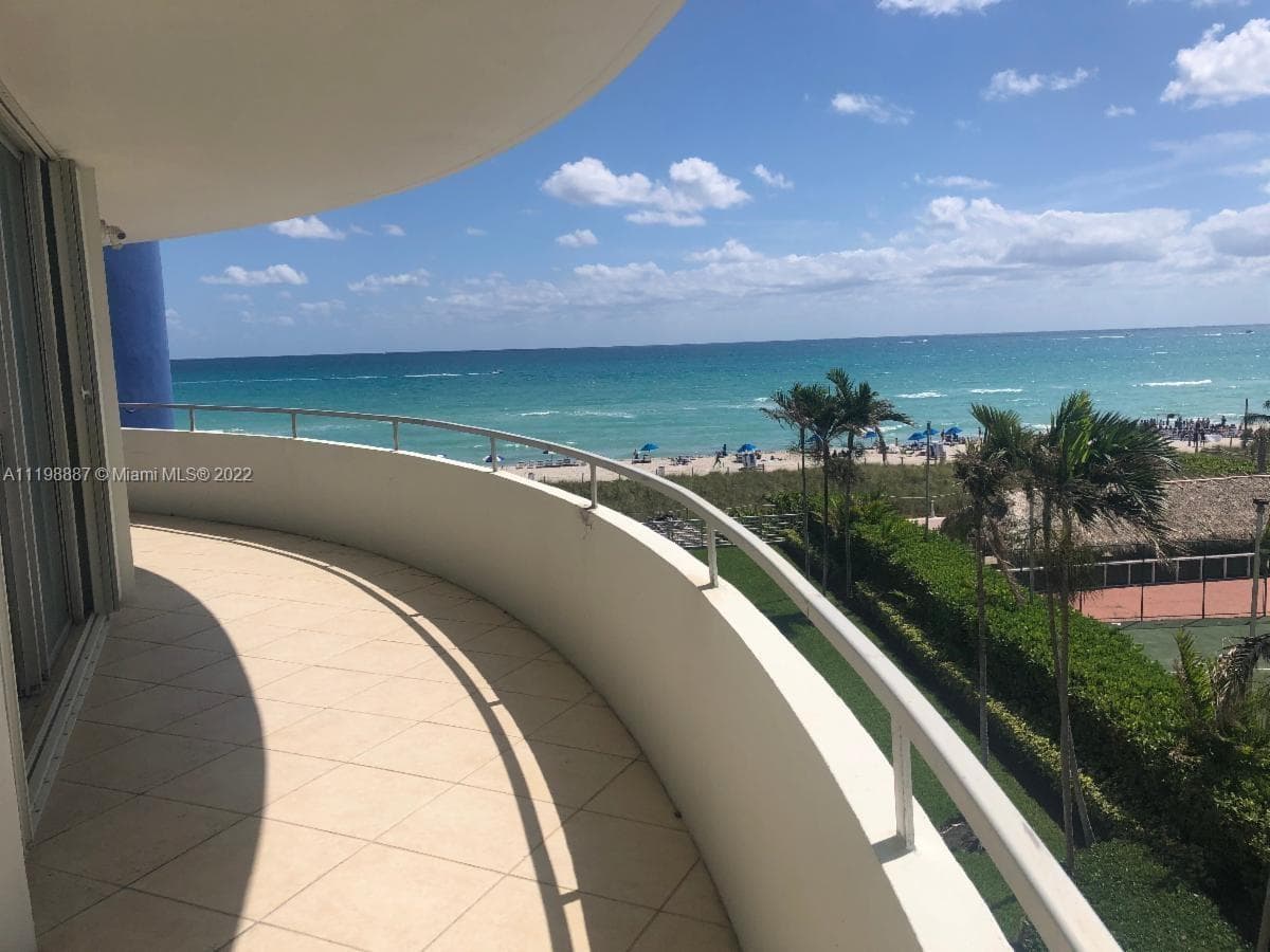 Seacoast 5151 · #531 in Miami Beach - Photo 2