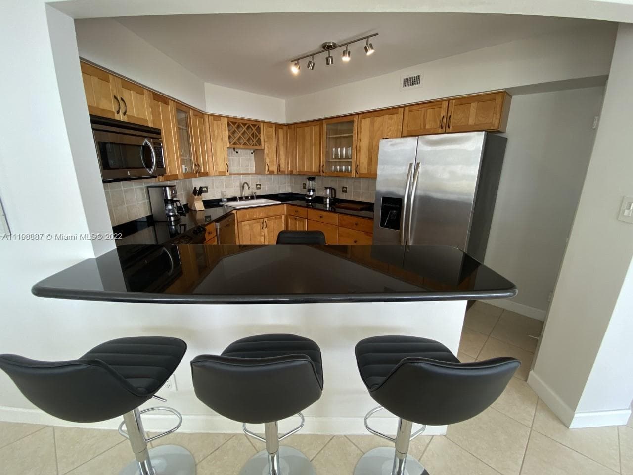 Seacoast 5151 · #531 in Miami Beach - Photo 9