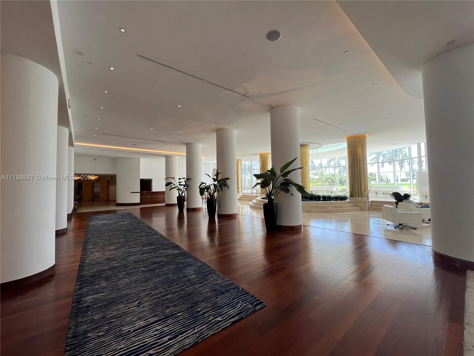 Seacoast 5151 · #531 in Miami Beach - Photo 24