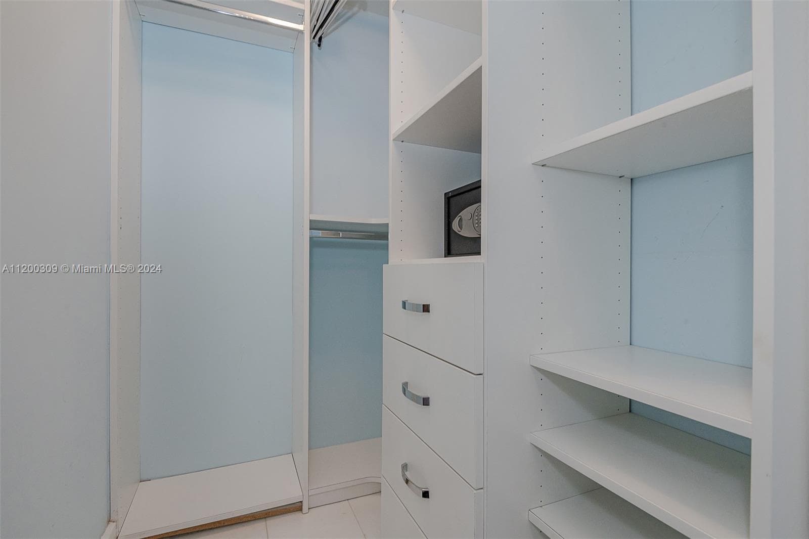 Roney Palace · #1506 in Miami Beach - Photo 17