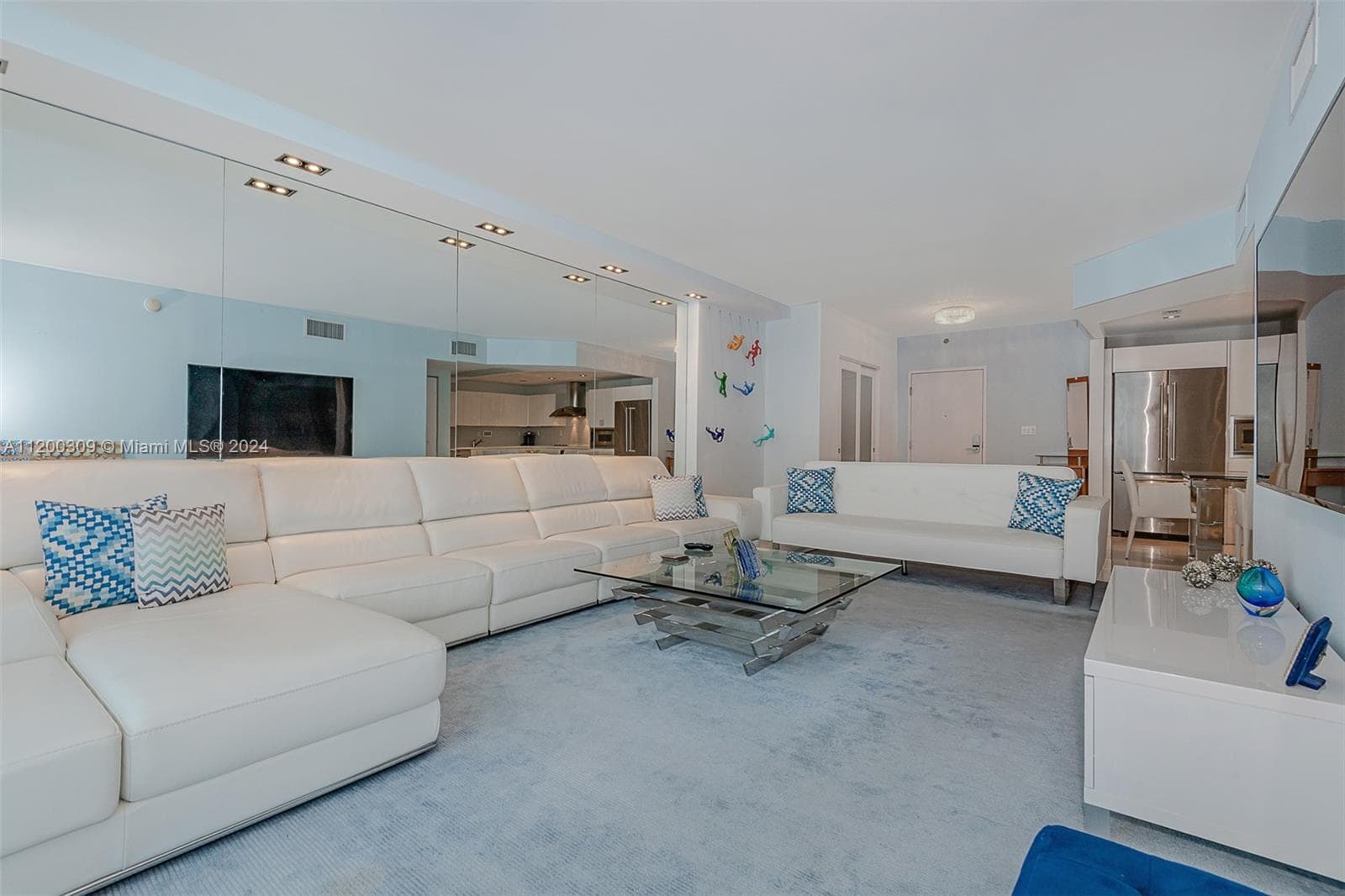 Roney Palace · #1506 in Miami Beach - Photo 8