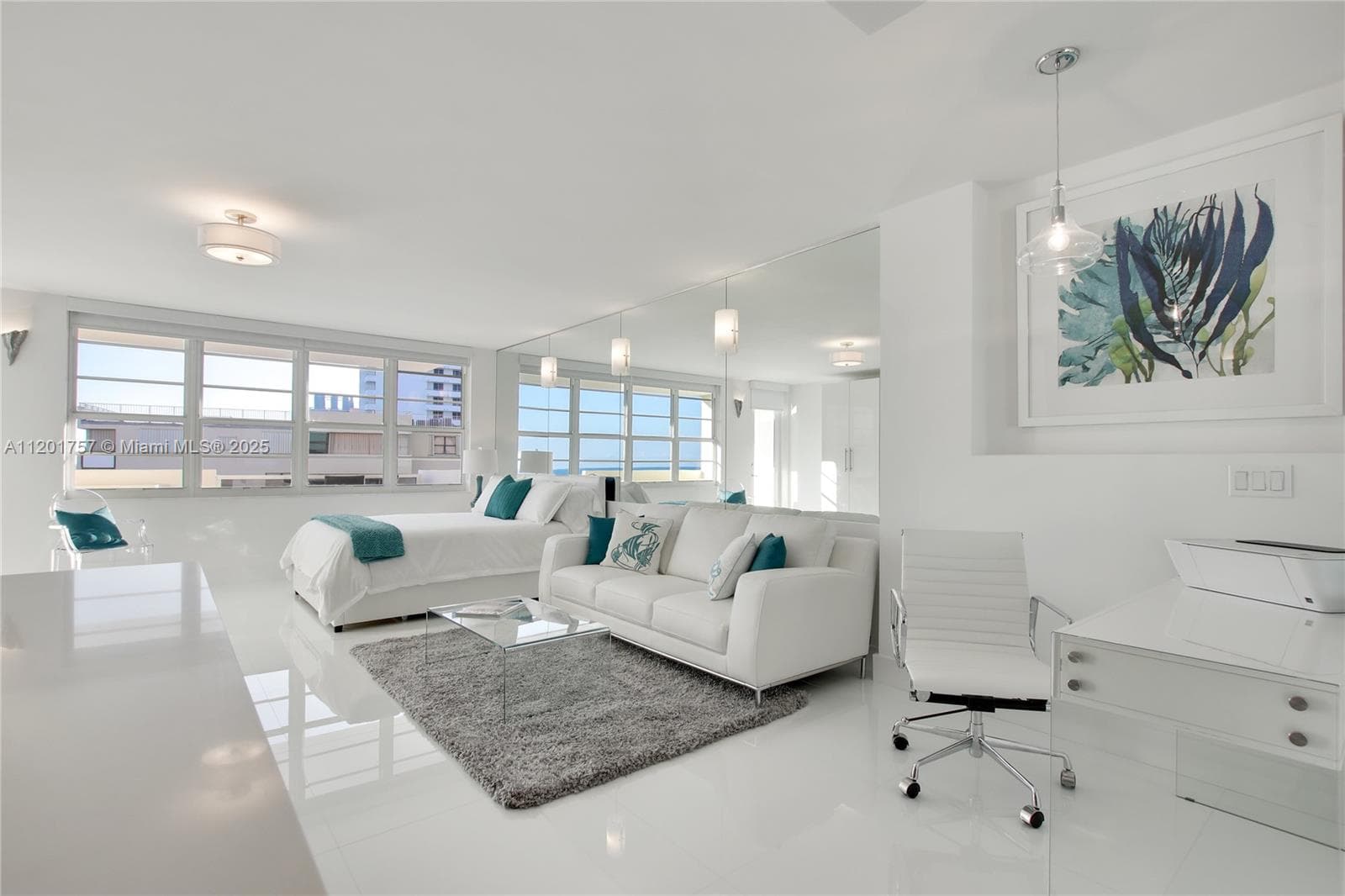 The Decoplage · #940 in Miami Beach - Photo 8