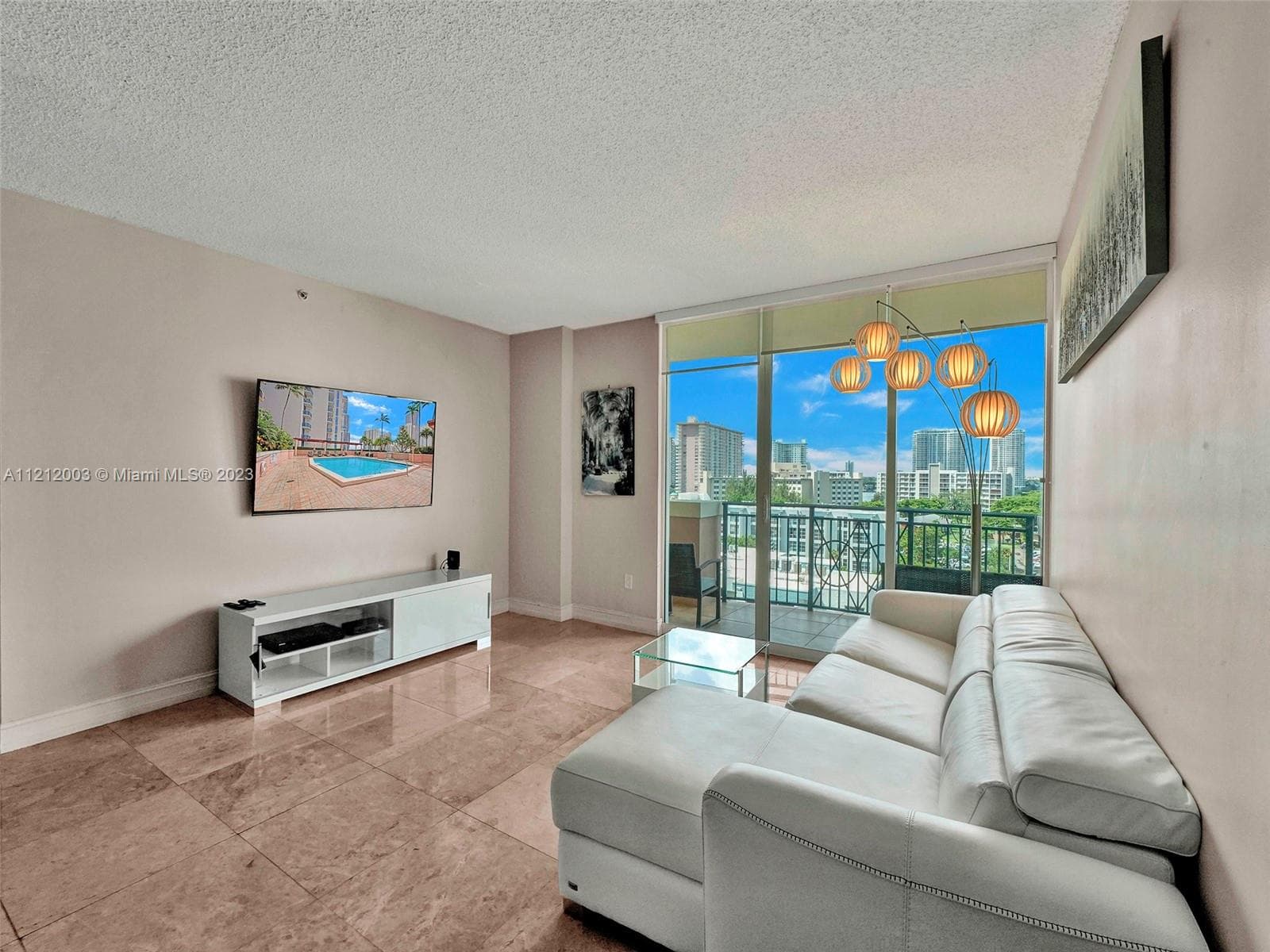 King David · #806 in Sunny Isles Beach - Photo 2