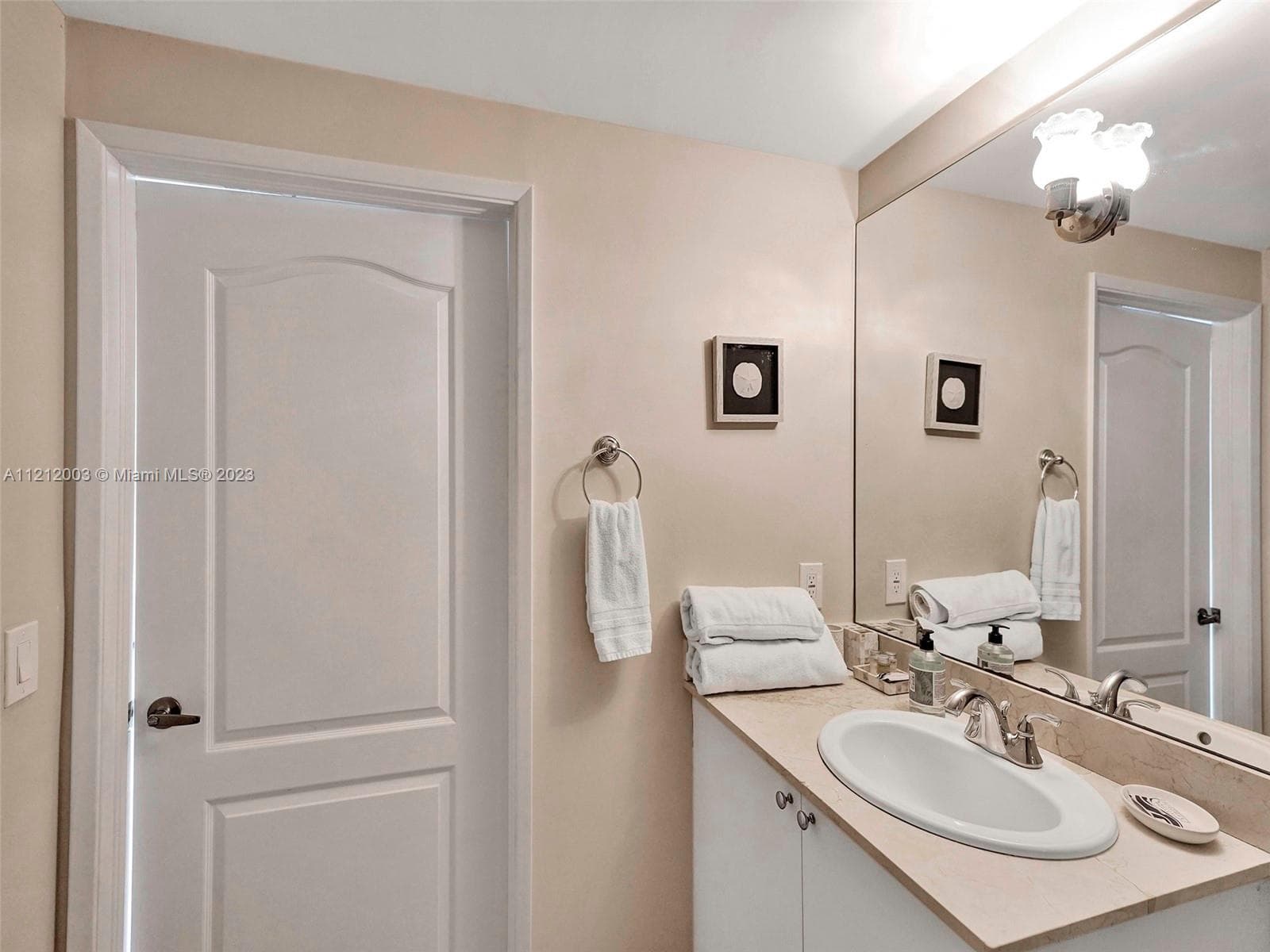 King David · #806 in Sunny Isles Beach - Photo 26
