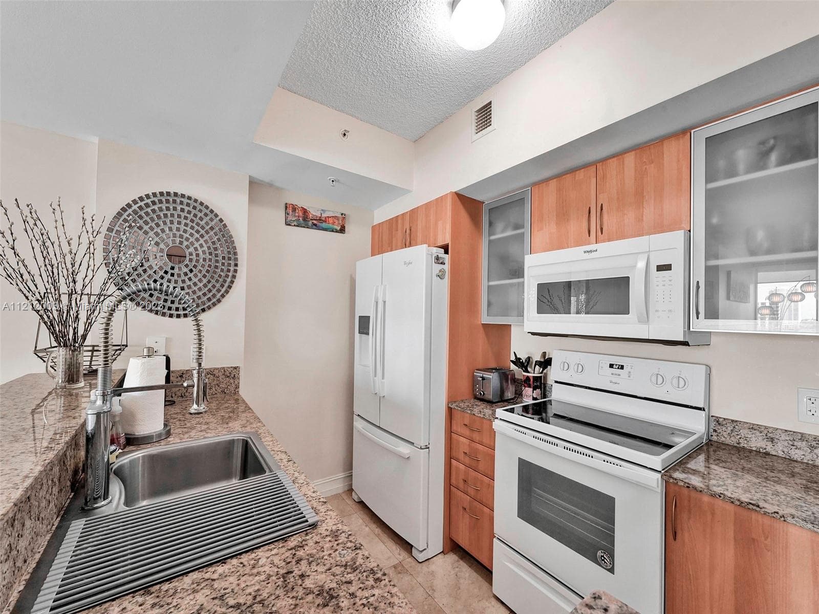 King David · #806 in Sunny Isles Beach - Photo 7