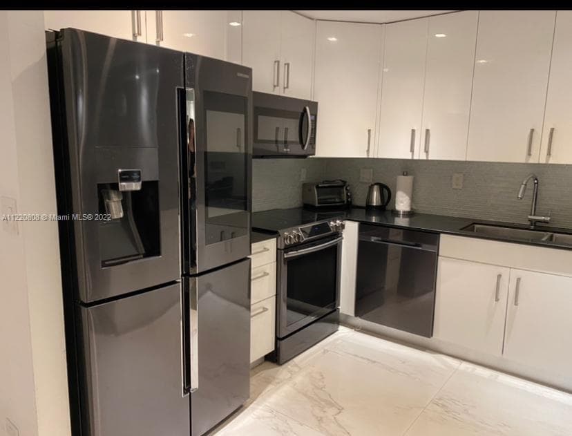 Roney Palace · #1503 in Miami Beach - Photo 3