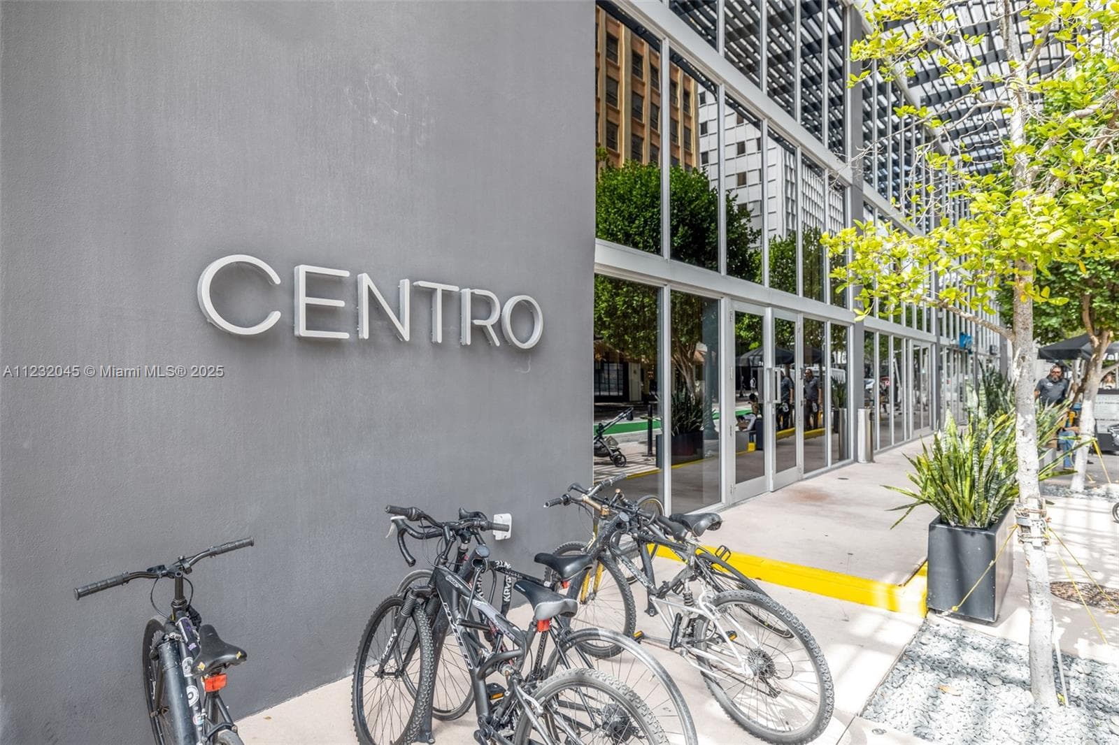 Centro · #809 in Miami - Photo 36