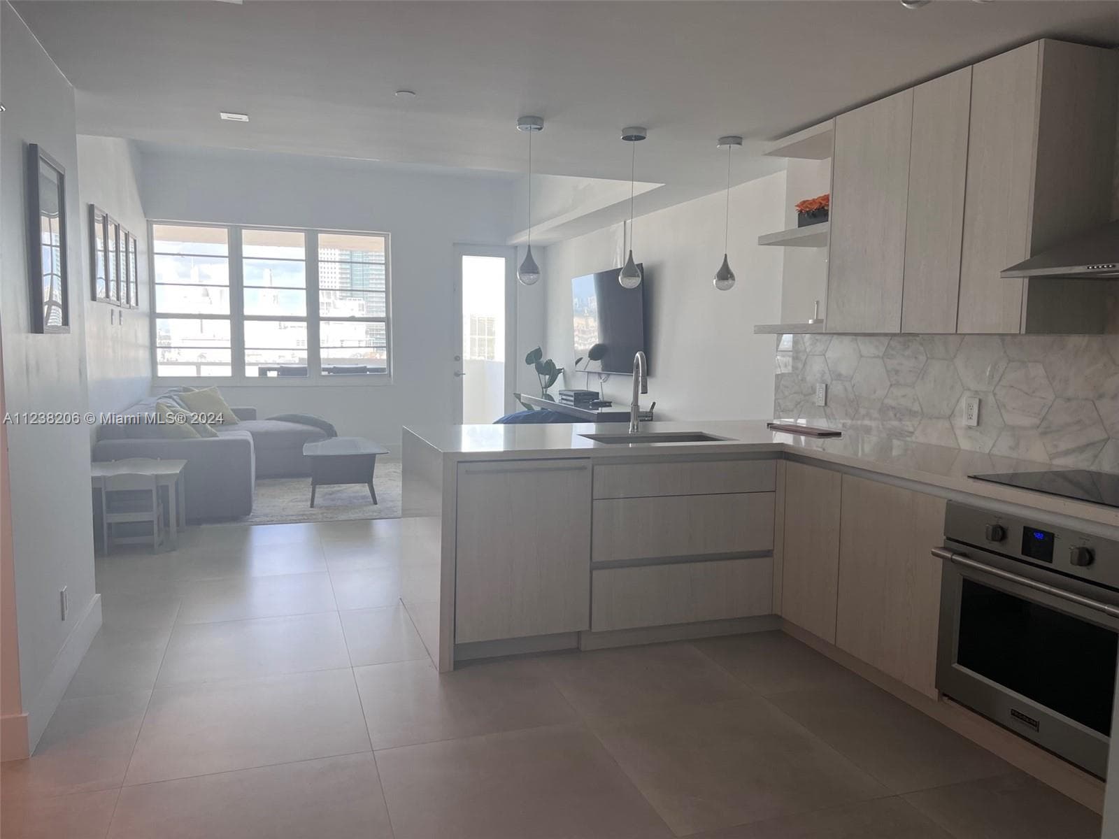 The Decoplage · #1608 in Miami Beach - Photo 2