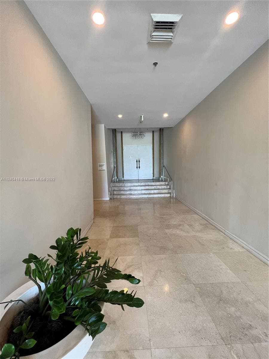 Seacoast 5151 · #309 in Miami Beach - Photo 24