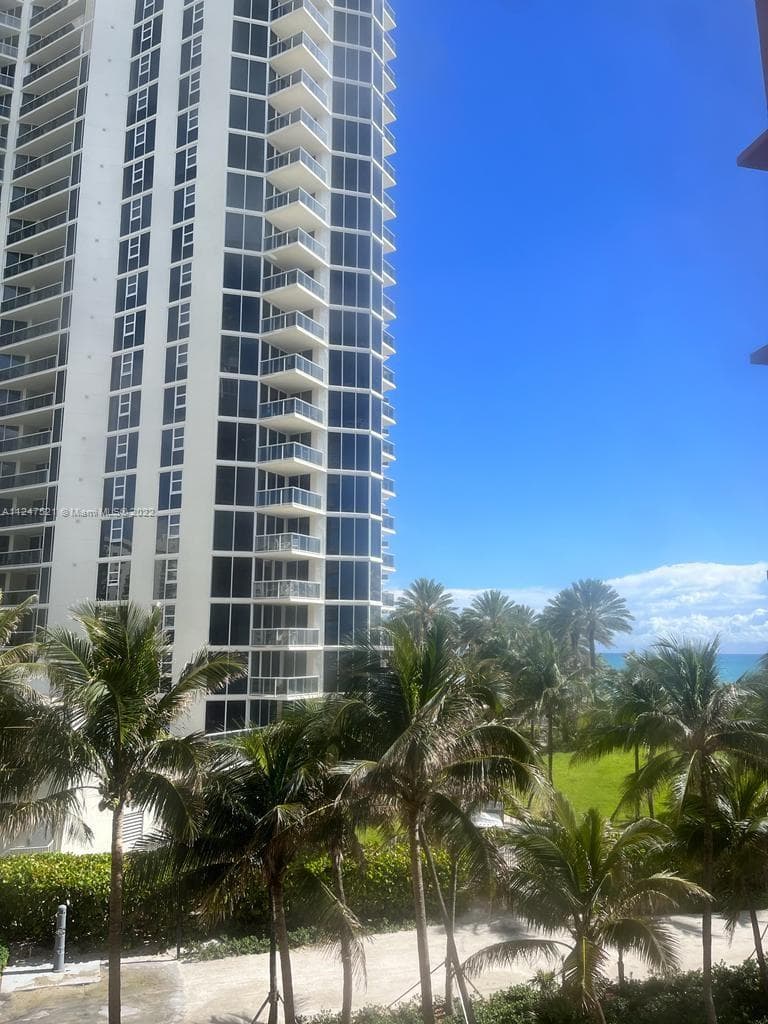 Aventura Beach Club · #218 in Sunny Isles Beach - Photo 9