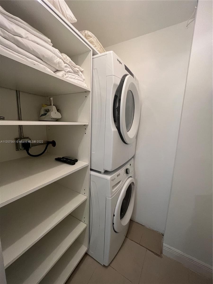 Seacoast 5151 · #725 in Miami Beach - Photo 10