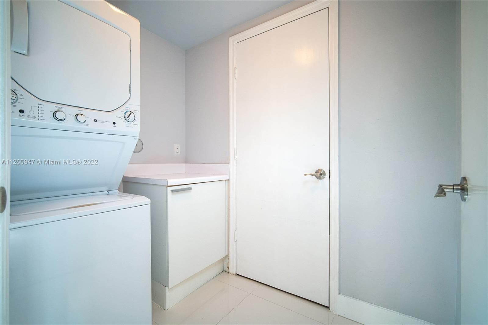 THE OAKS I CONDO · #1203 in North Miami - Photo 28