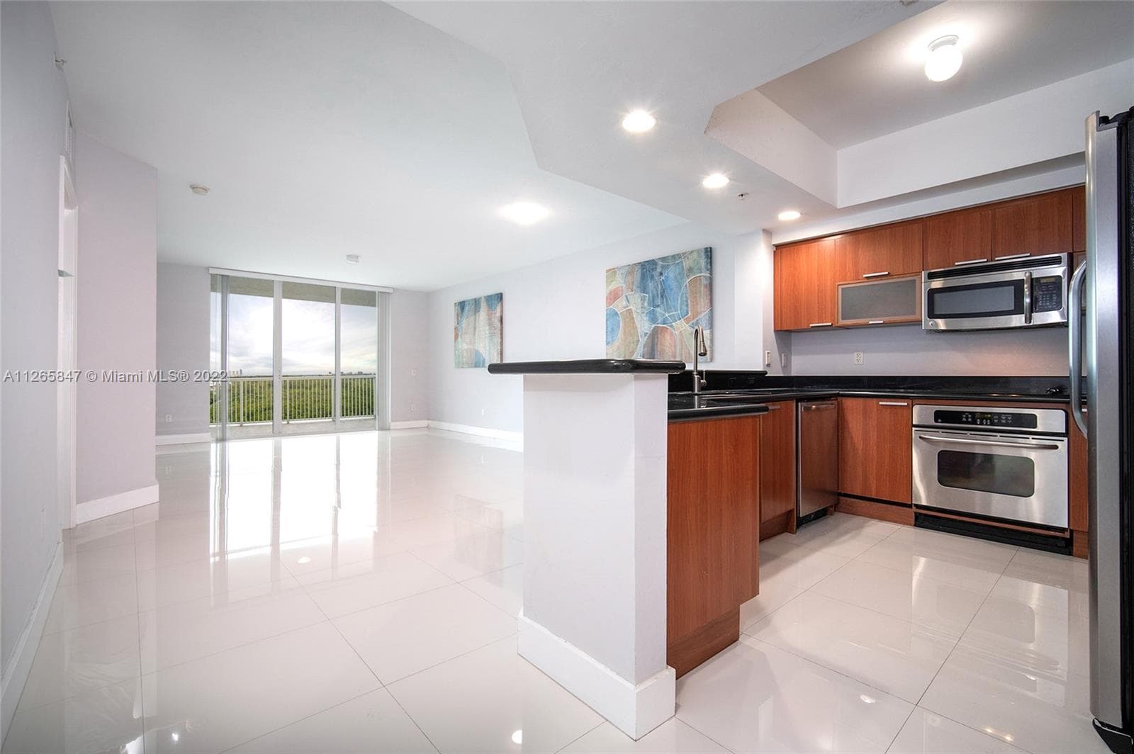 THE OAKS I CONDO · #1203 in North Miami - Photo 14