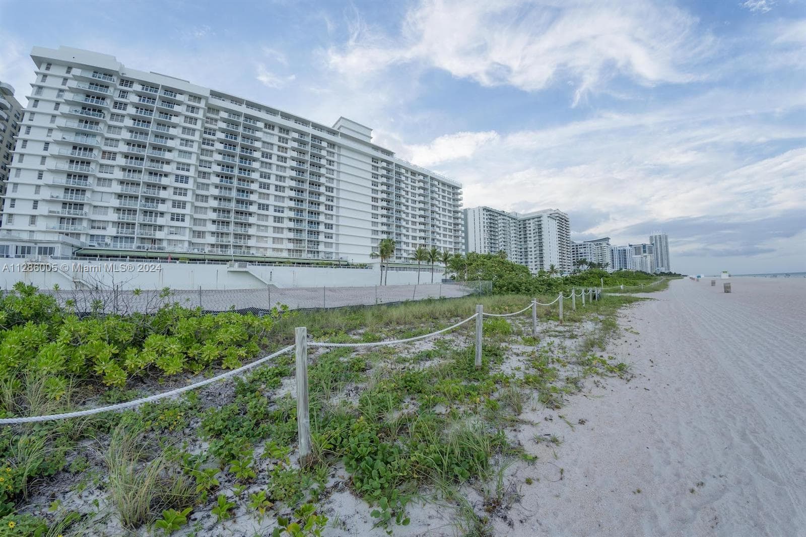 The Pavilion · #1206 in Miami Beach - Photo 50