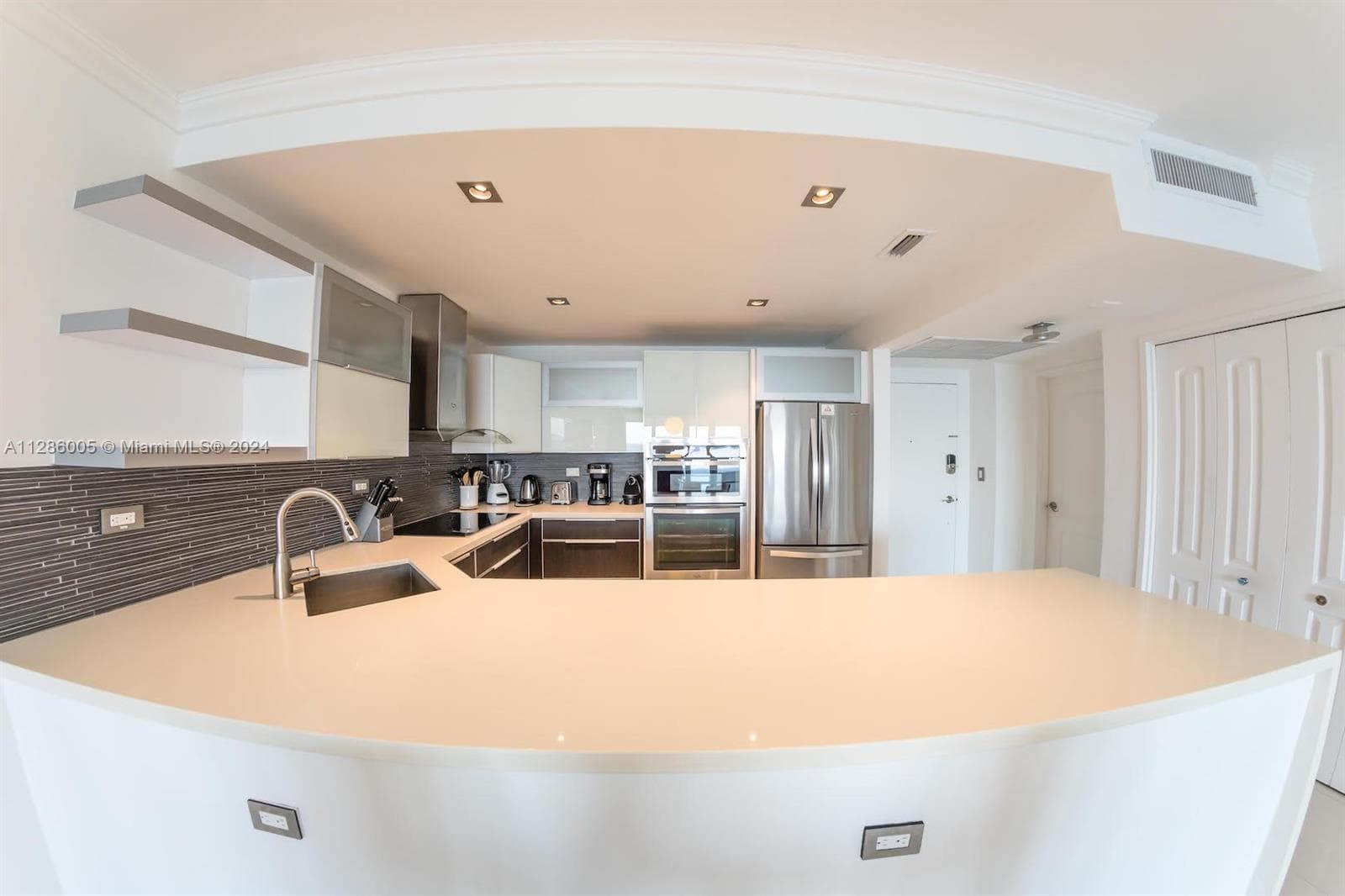 The Pavilion · #1206 in Miami Beach - Photo 8