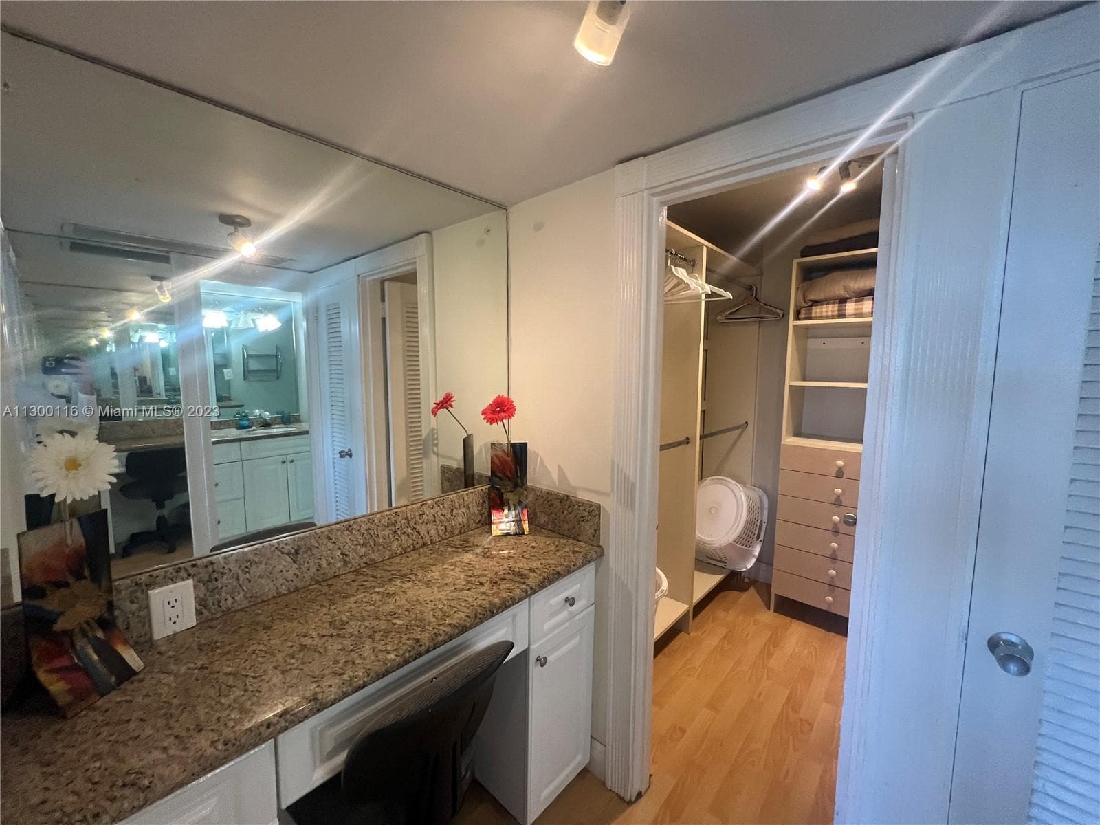 Seacoast 5151 · #1122 in Miami Beach - Photo 11