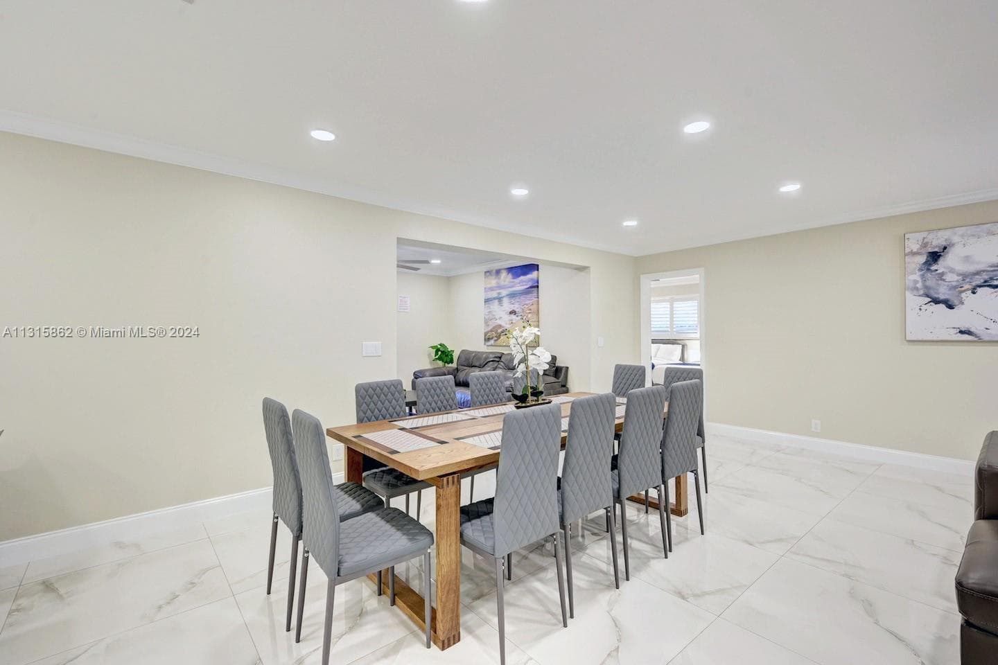 1307 Rodman St photo 23