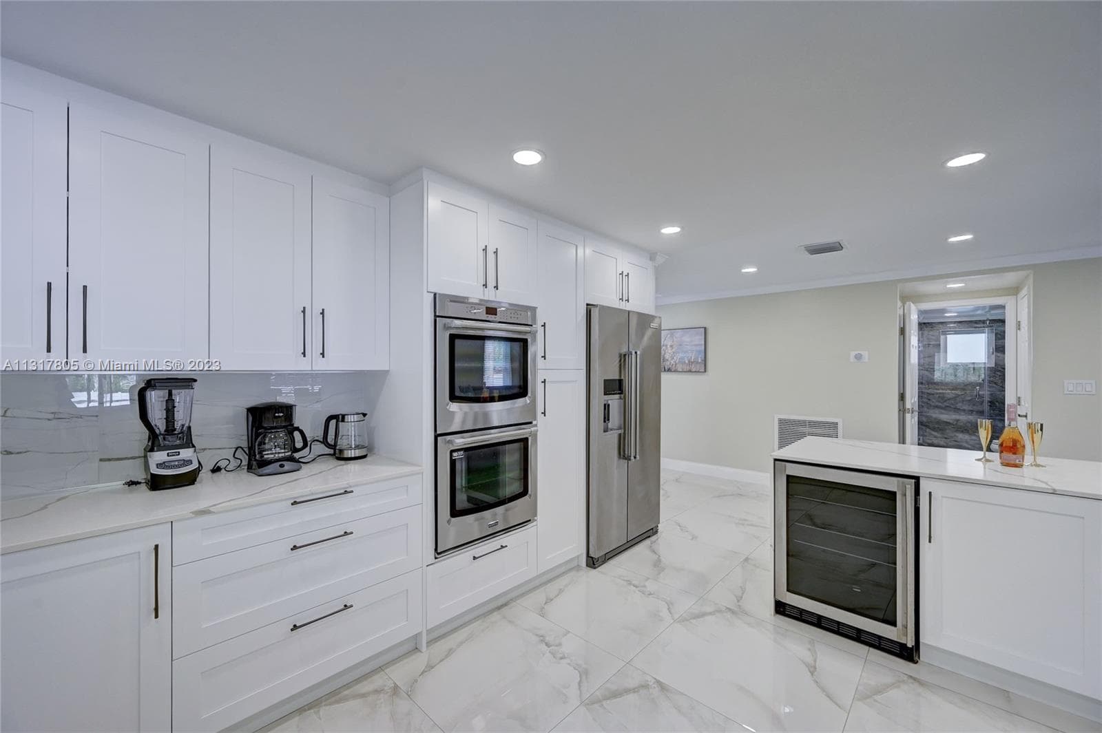 1109 Hollywood Blvd photo 28