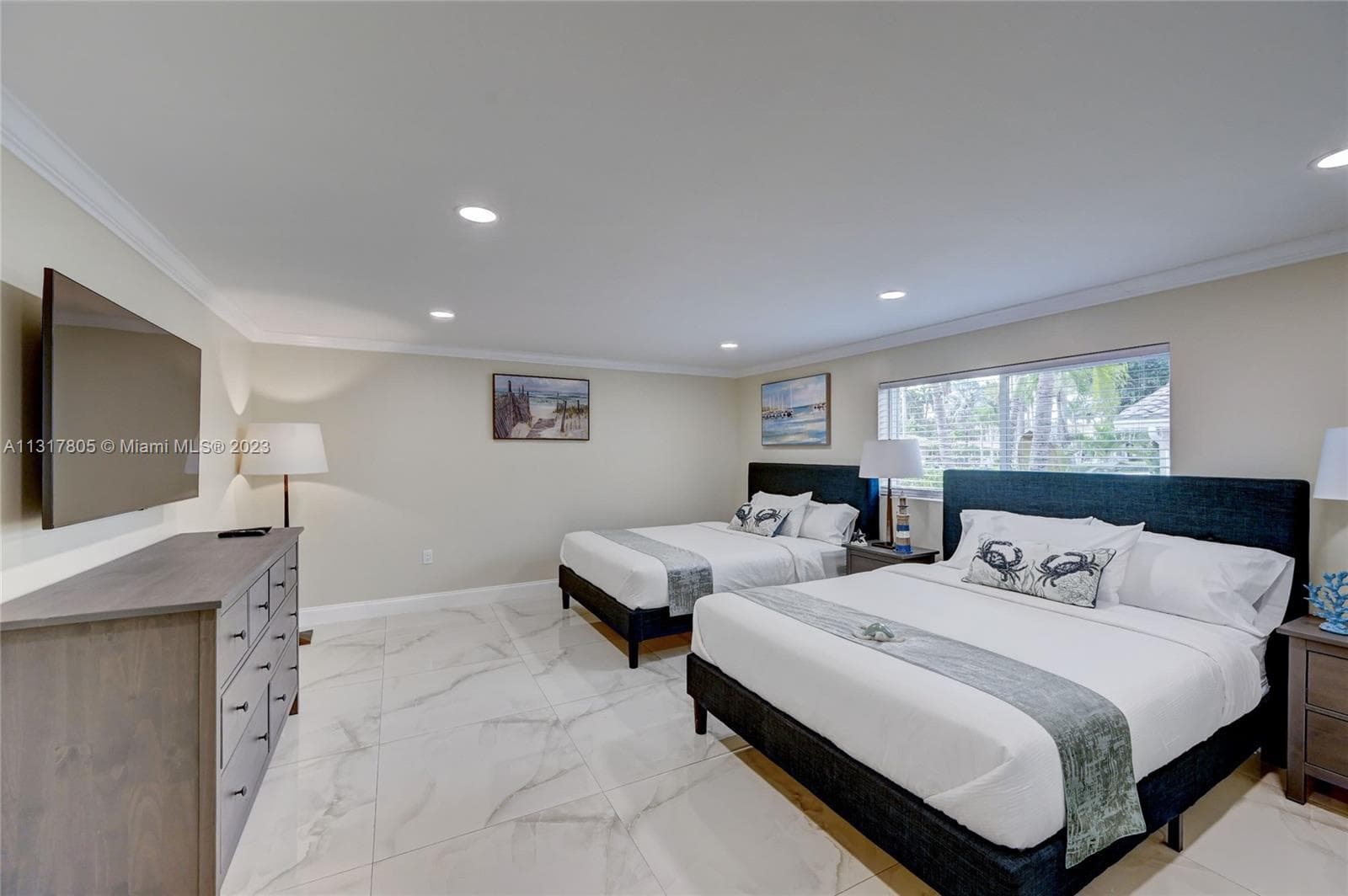 1109 Hollywood Blvd photo 14