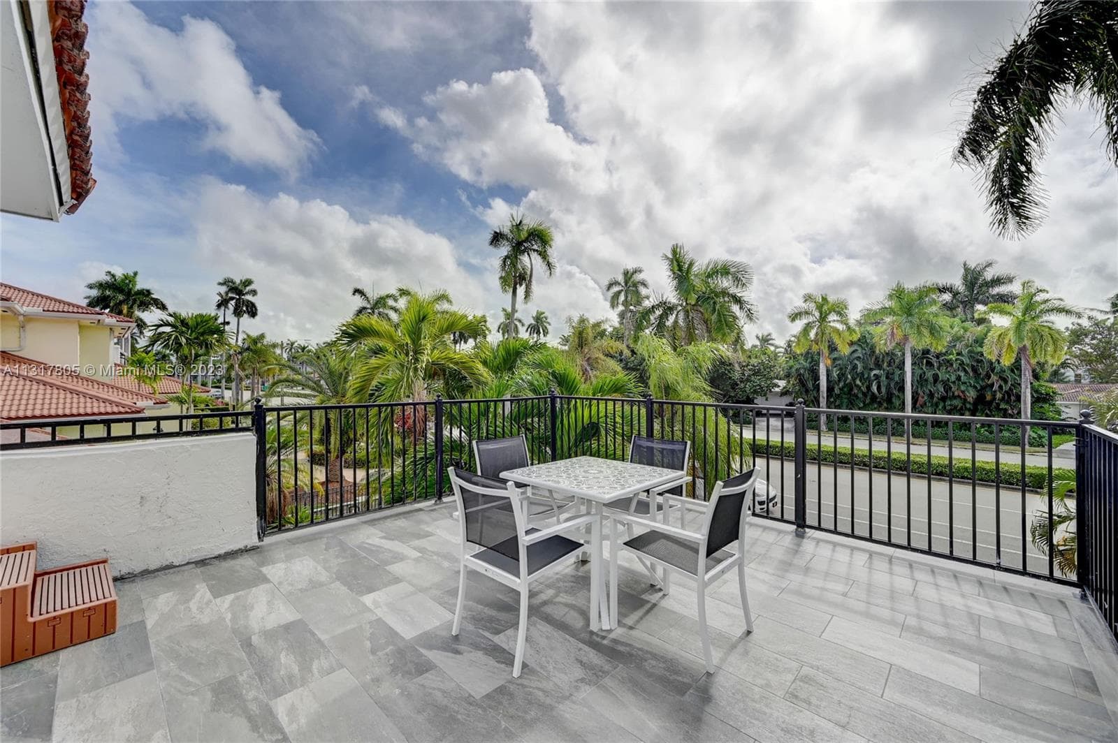 1109 Hollywood Blvd photo 48
