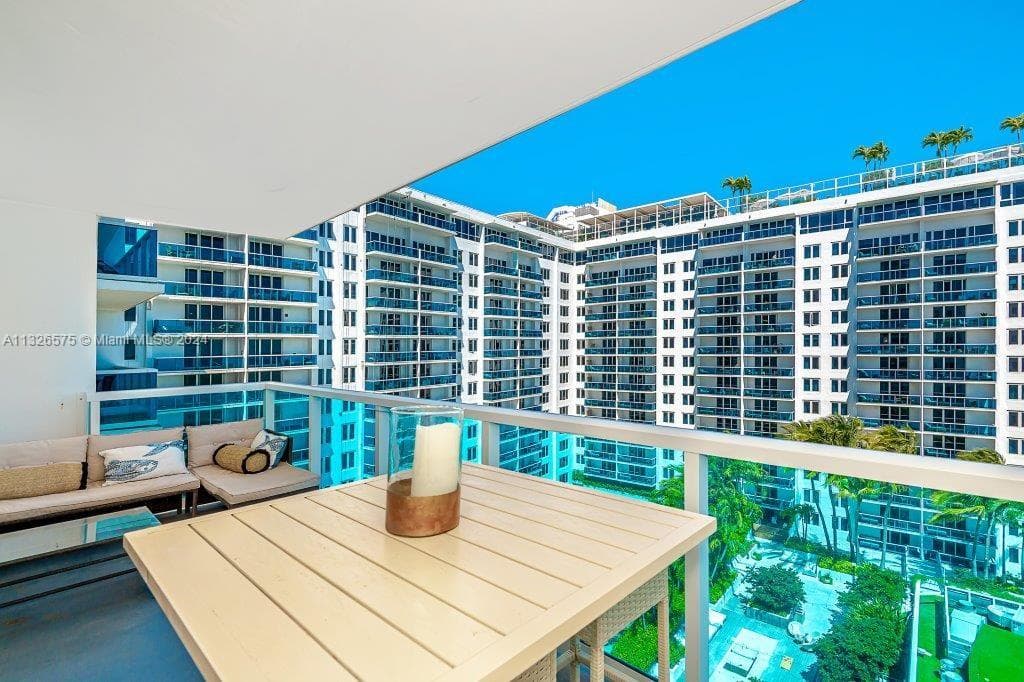 Roney Palace · #1117 in Miami Beach - Photo 2