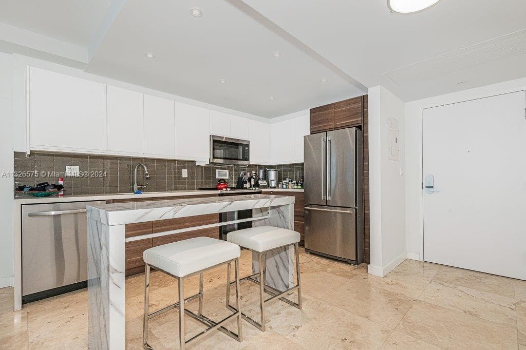 Roney Palace · #1117 in Miami Beach - Photo 16