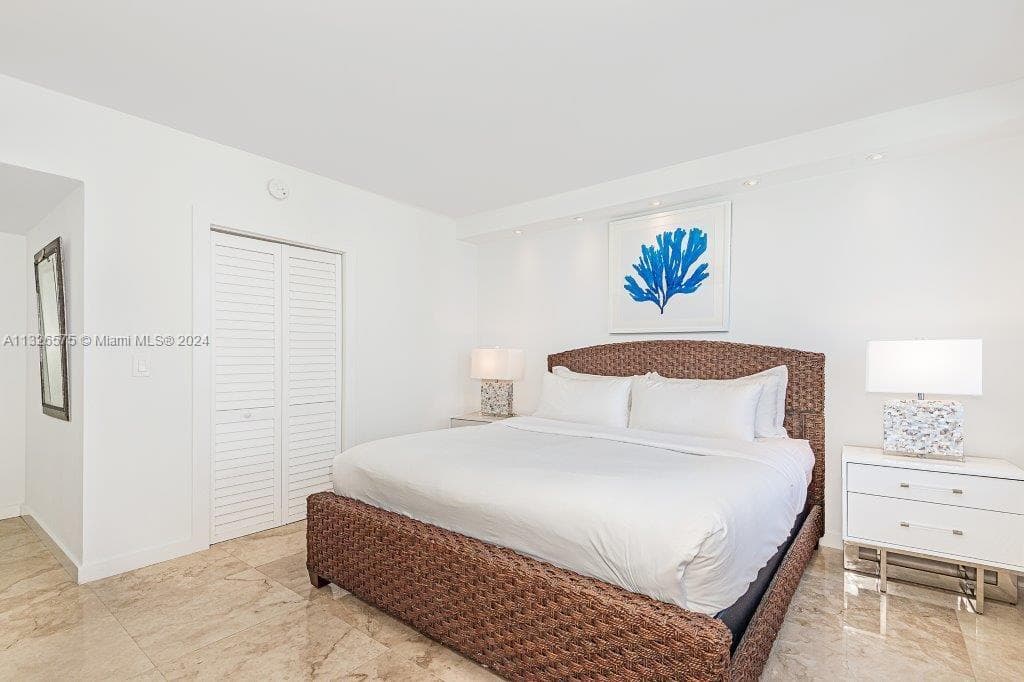 Roney Palace · #1117 in Miami Beach - Photo 12