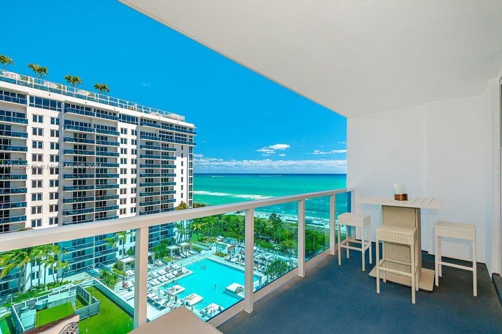 Roney Palace · #1117 in Miami Beach - Photo 3