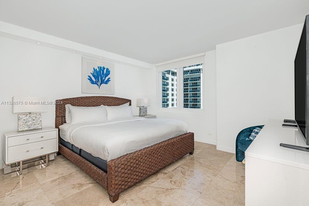 Roney Palace · #1117 in Miami Beach - Photo 9