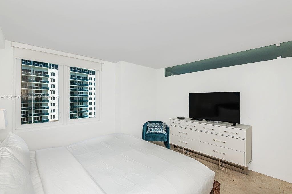 Roney Palace · #1117 in Miami Beach - Photo 10